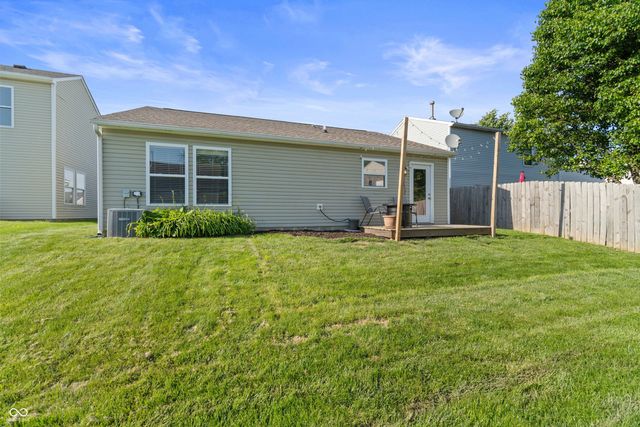 11913 Pronghorn Circle, Noblesville, IN 46060