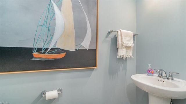 208 Gallop WAY, Yorktown, VA 23690