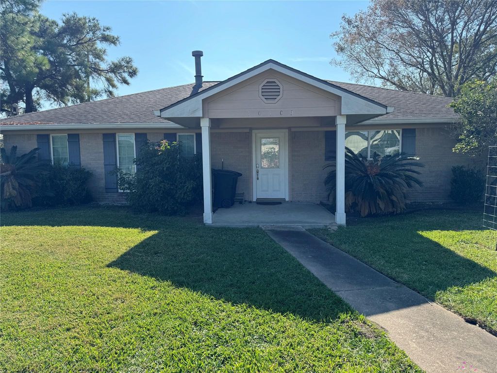 10103 Brighton Lane, Houston, TX 77031
