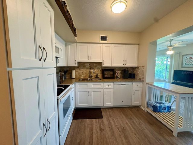2459 COLUMBIA DRIVE 69, Clearwater, FL 33763