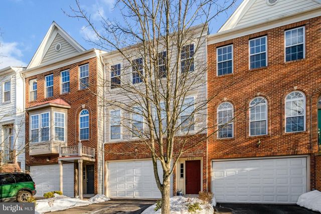 6735 APPLEMINT LN, Alexandria, VA 22310
