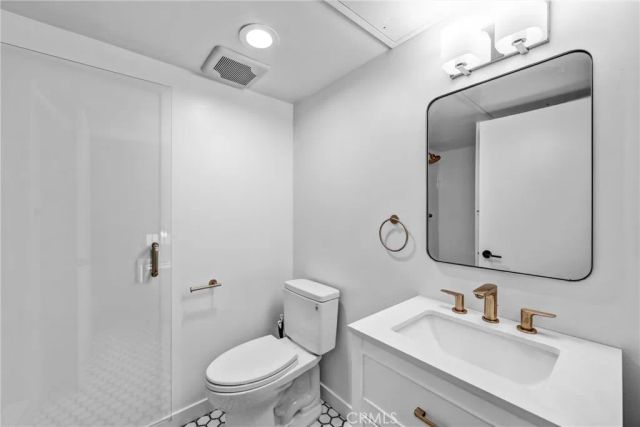 5271 Eagle Dale, Los Angeles, CA 90041
