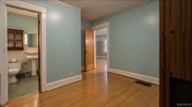 33 Mercer Avenue, Buffalo, NY 14214