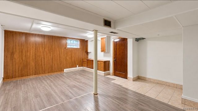 33 Mercer Avenue, Buffalo, NY 14214