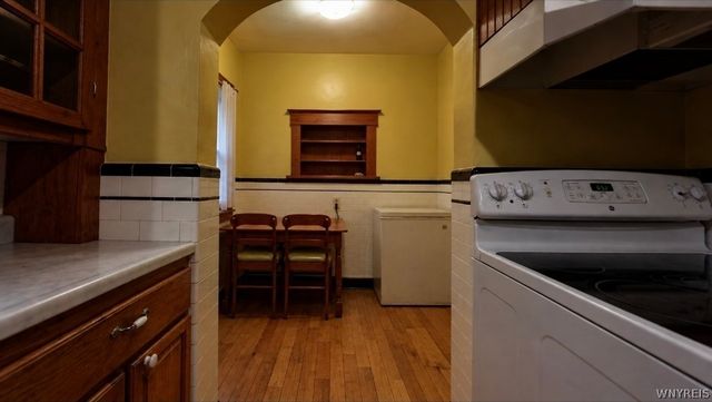 33 Mercer Avenue, Buffalo, NY 14214