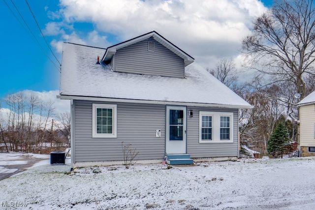 2643 Monroe Street, Lakemore, OH 44250