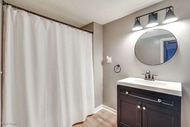 2643 Monroe Street, Lakemore, OH 44250