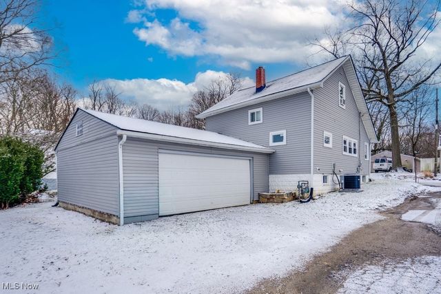 2643 Monroe Street, Lakemore, OH 44250