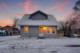 2643 Monroe Street, Lakemore, OH 44250