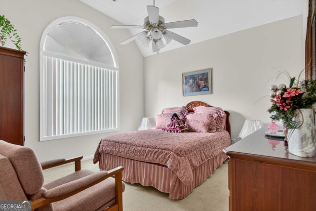 128 Crown Glen Way, Stockbridge, GA 30281