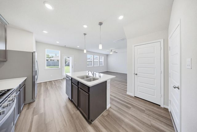 18560 Meadow Point Lane, Conroe, TX 77316