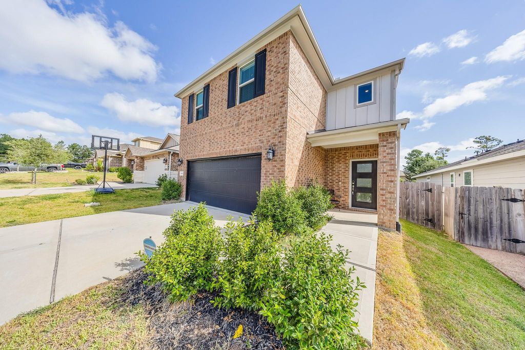 18560 Meadow Point Lane, Conroe, TX 77316