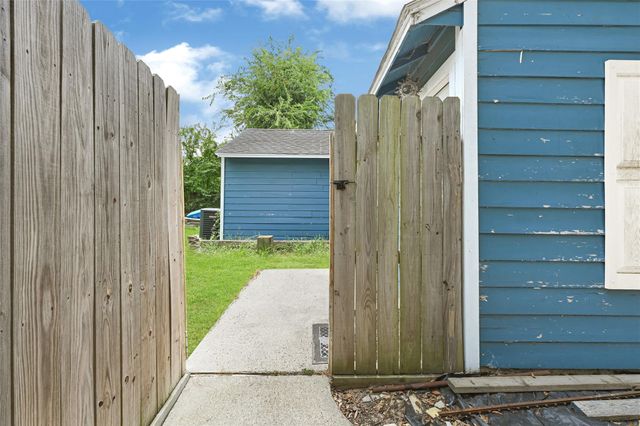 3607 De Leon Street, Houston, TX 77087