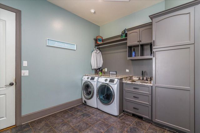 379 Greenhouse RD, Glade Hill, VA 24092