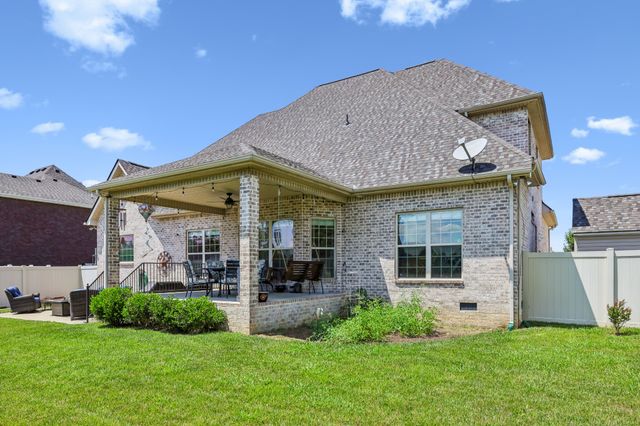 4519 Smitty Dr, Murfreesboro, TN 37128