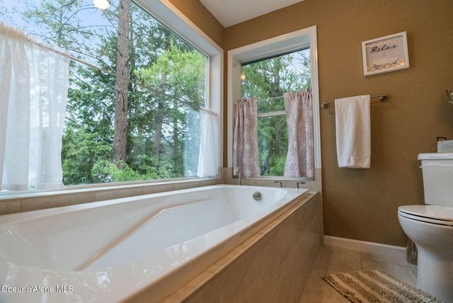 24519 E Tum Tum Dr, Liberty Lake, WA 99019