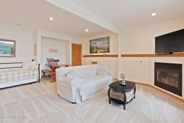 24519 E Tum Tum Dr, Liberty Lake, WA 99019