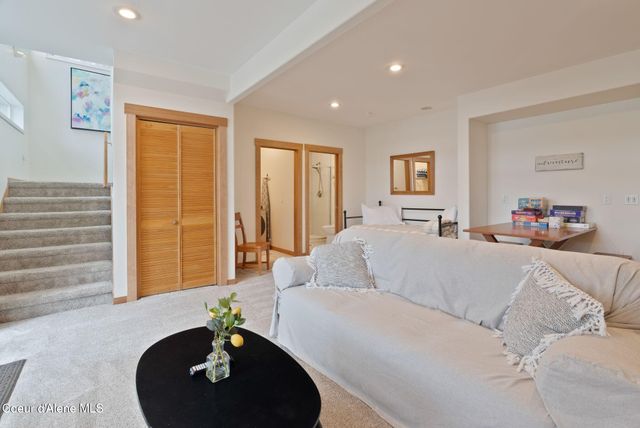 24519 E Tum Tum Dr, Liberty Lake, WA 99019