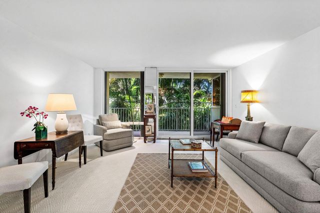 223 Atlantic Avenue D2, Palm Beach, FL 33480