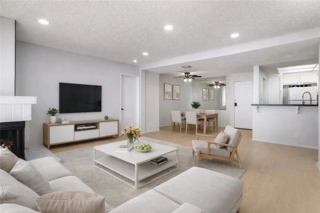 7800 Topanga Canyon 212, Canoga Park, CA 91304