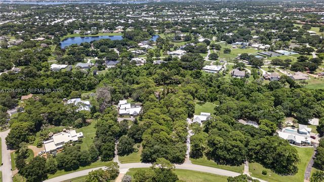 1975 SW Saint Andrews Dr, Palm City, FL 34990