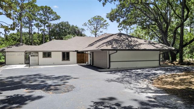 1975 SW Saint Andrews Dr, Palm City, FL 34990
