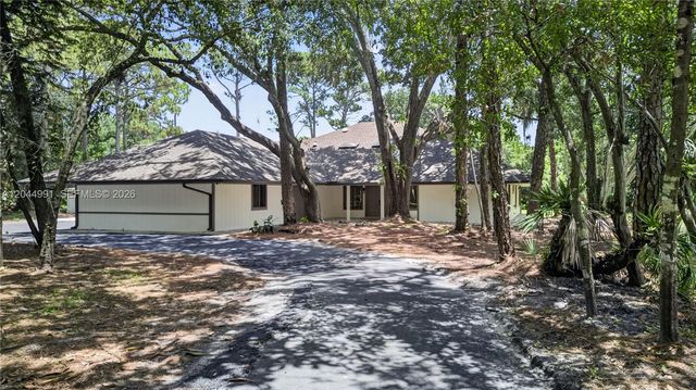 1975 SW Saint Andrews Dr, Palm City, FL 34990