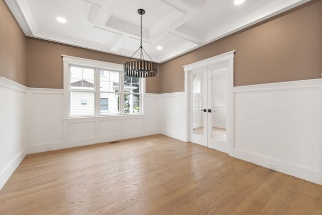 54 Hawthorn Ave, Needham, MA 02492