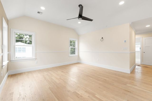 54 Hawthorn Ave, Needham, MA 02492