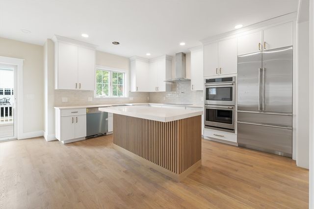54 Hawthorn Ave, Needham, MA 02492