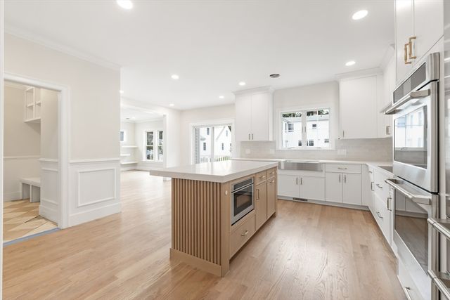 54 Hawthorn Ave, Needham, MA 02492