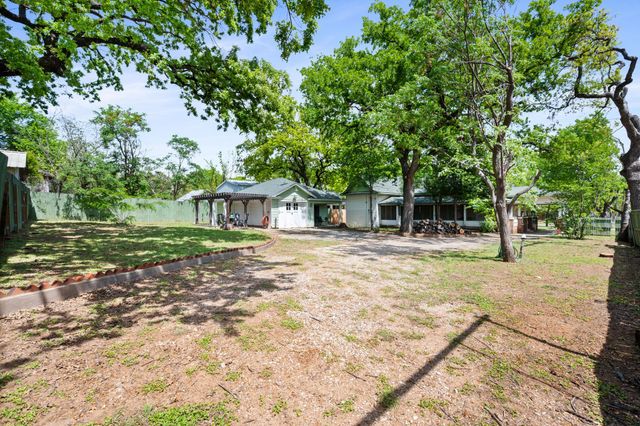 1201 NW 4th Avenue, Mineral Wells, TX 76067