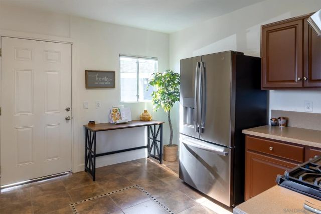 3320 Orange Avenue, San Diego, CA 92104