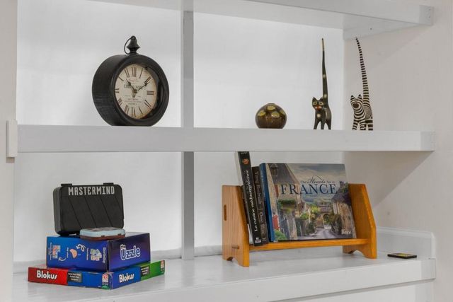 327 Silverberry Court B, Cary, NC 27513