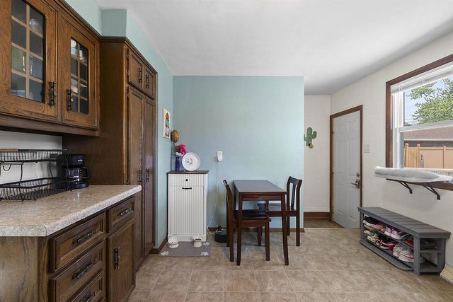 1613 JAY LANE, Green Bay, WI 54304