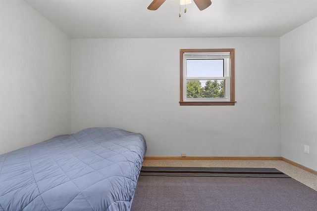 1613 JAY LANE, Green Bay, WI 54304