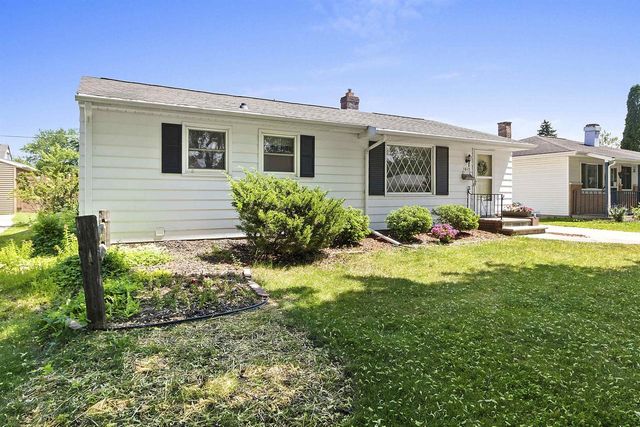 1613 JAY LANE, Green Bay, WI 54304