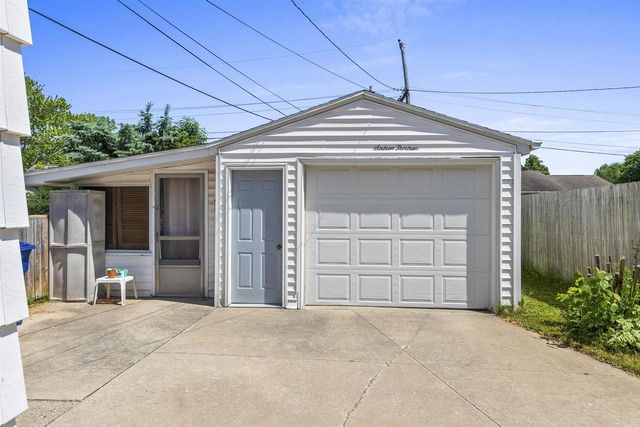 1613 JAY LANE, Green Bay, WI 54304