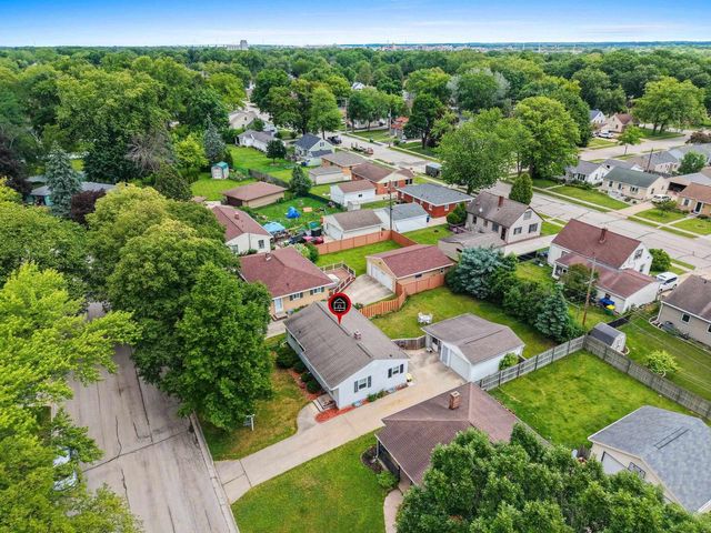 1613 JAY LANE, Green Bay, WI 54304