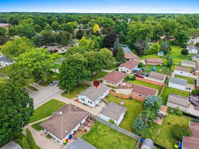 1613 JAY LANE, Green Bay, WI 54304