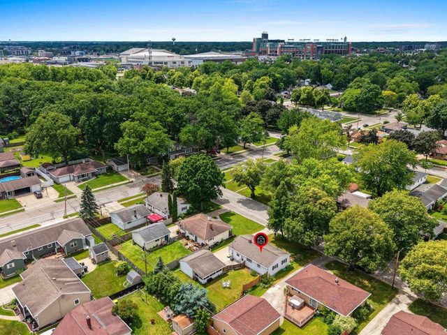 1613 JAY LANE, Green Bay, WI 54304