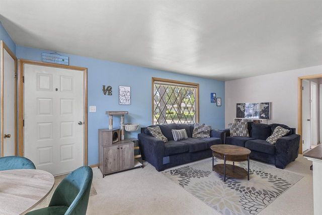 1613 JAY LANE, Green Bay, WI 54304