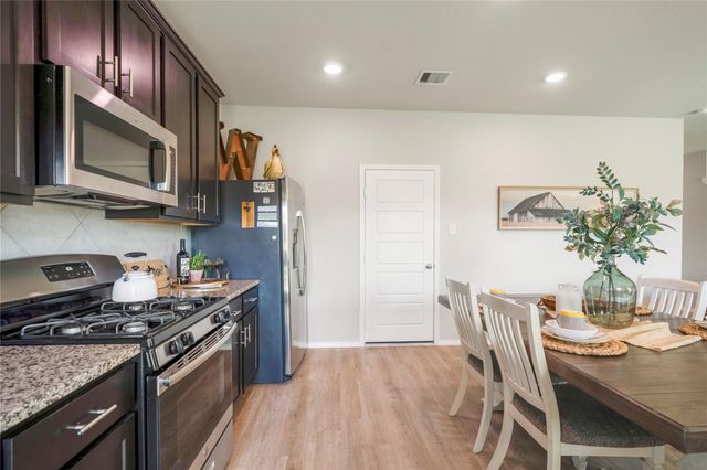 429 Camas Creek Lane, Magnolia, TX 77354