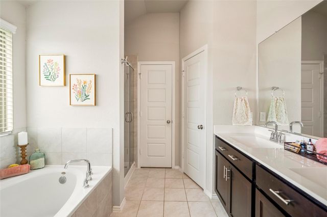 429 Camas Creek Lane, Magnolia, TX 77354