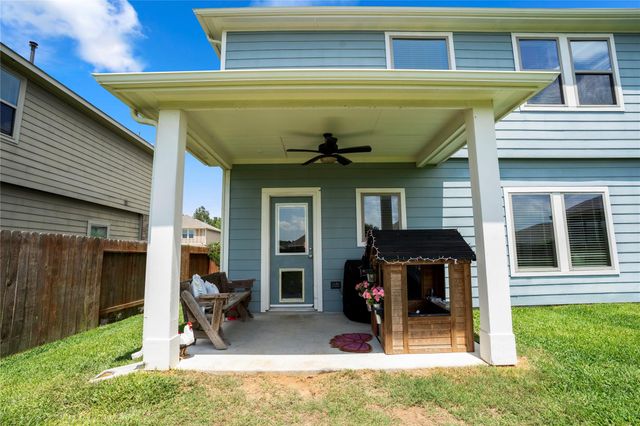 429 Camas Creek Lane, Magnolia, TX 77354