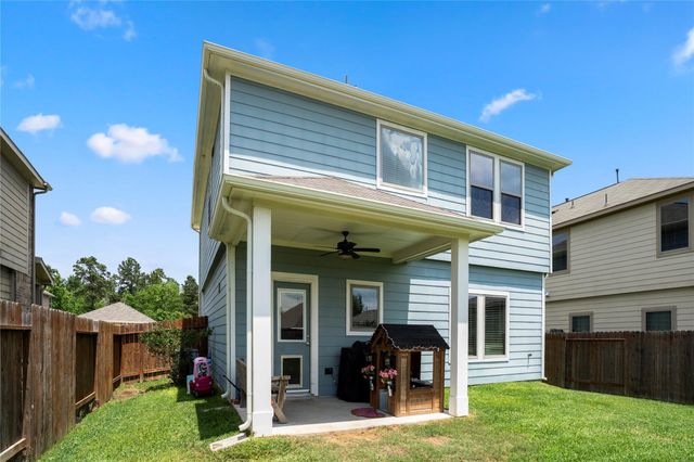 429 Camas Creek Lane, Magnolia, TX 77354