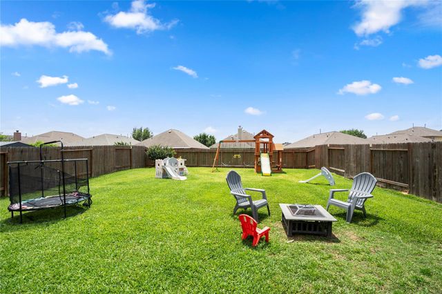 429 Camas Creek Lane, Magnolia, TX 77354