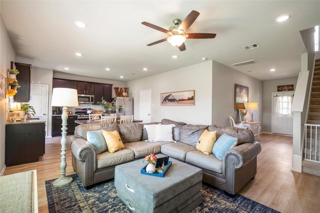 429 Camas Creek Lane, Magnolia, TX 77354