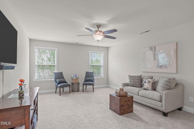 121 Willow View Lane, Apex, NC 27539