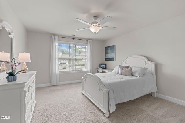 121 Willow View Lane, Apex, NC 27539